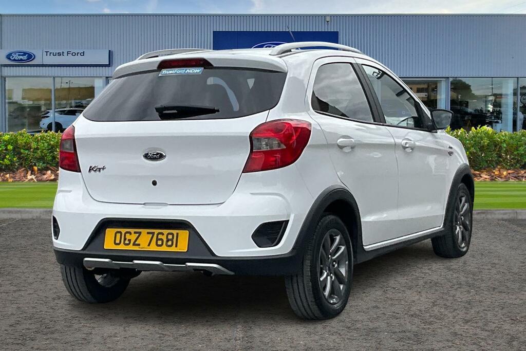 Ford KA+ Active White #4