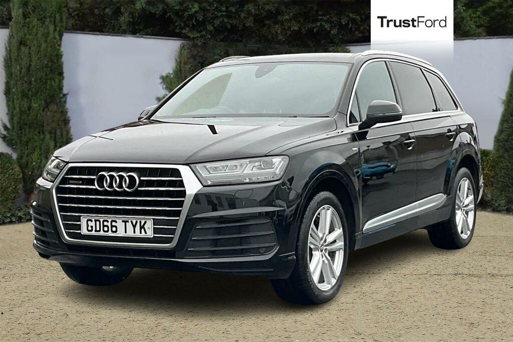 Audi Q7 S Line Black #5