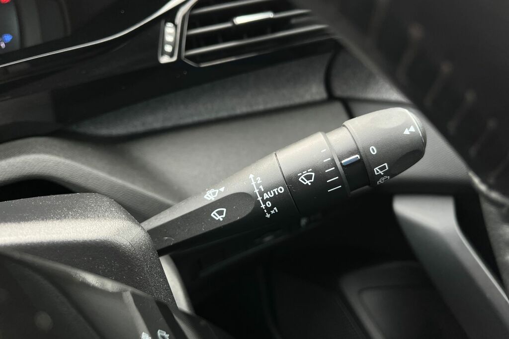 Peugeot 308 1.2 Puretech Allure Premium Hatchback E Green #15