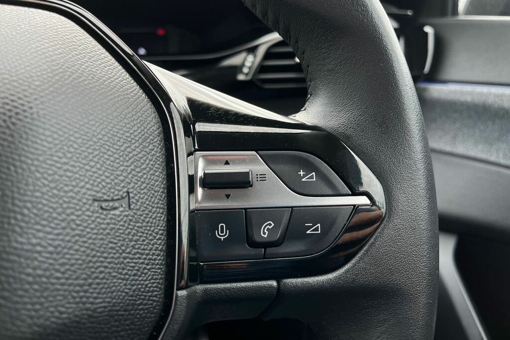 Peugeot 308 1.2 Puretech Allure Premium Hatchback E Green #23