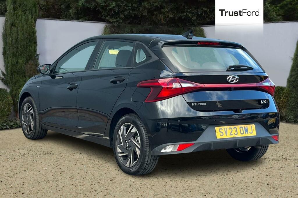 Hyundai I20 Se Connect Black #2