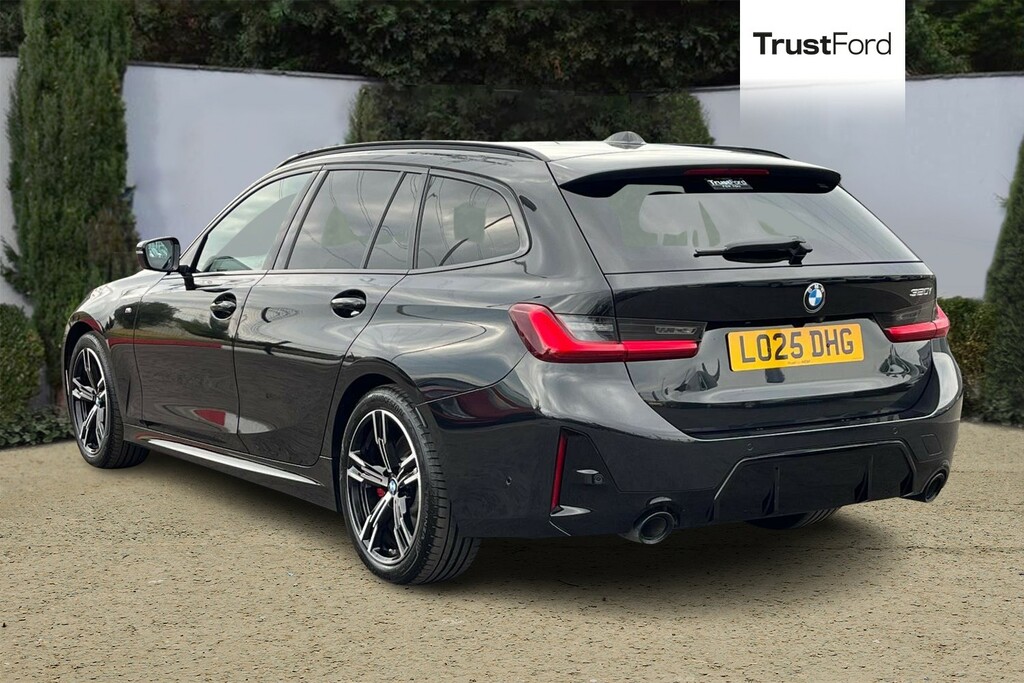 BMW 3 Series M Sport Black #2