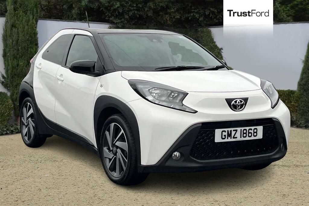 Toyota Aygo X Edge White