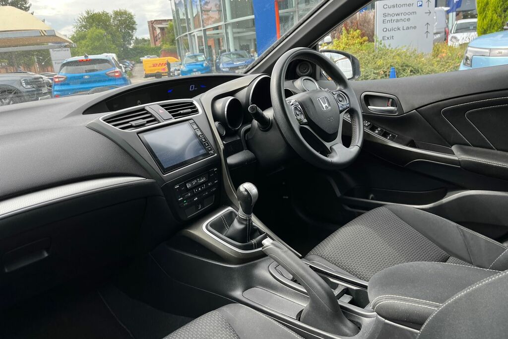 Honda Civic 1.8 I-vtec Se Plus Navi Euro 6 White #18