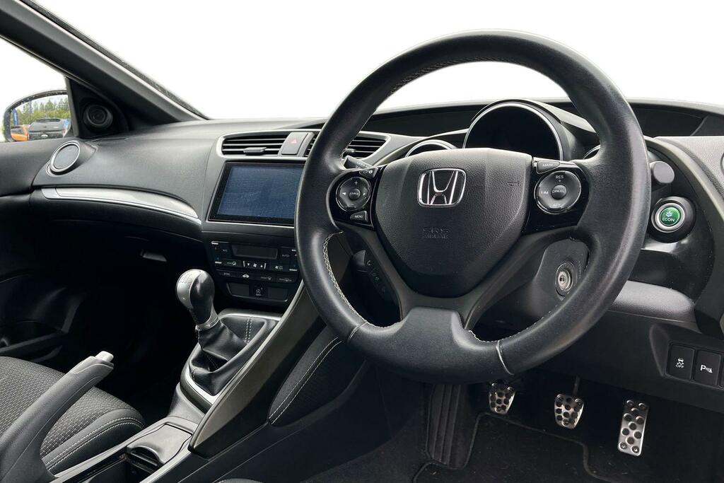 Honda Civic 1.8 I-vtec Se Plus Navi Euro 6 White #9