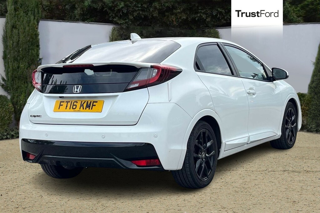 Honda Civic Sport White #4