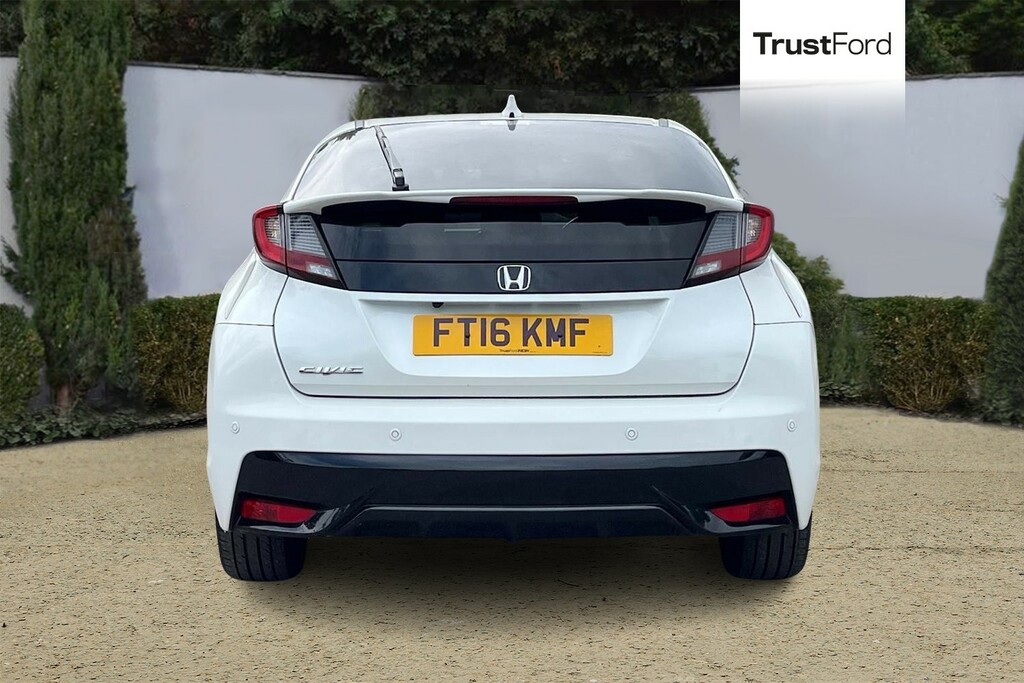 Honda Civic 1.8 I-vtec Se Plus Navi Euro 6 White #7