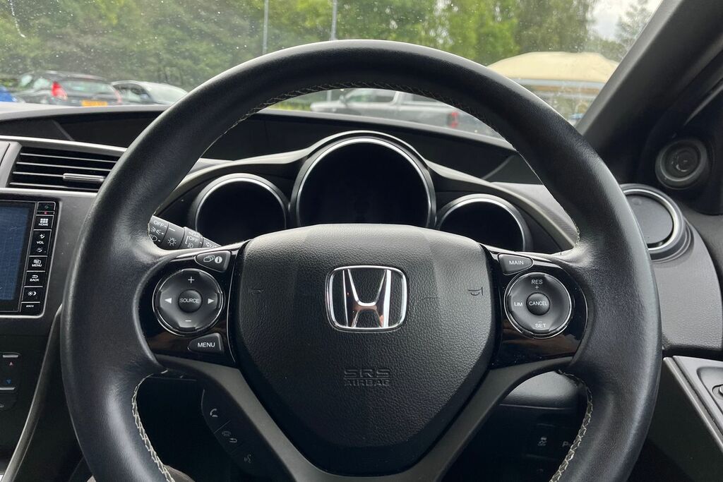 Honda Civic 1.8 I-vtec Se Plus Navi Euro 6 White #12