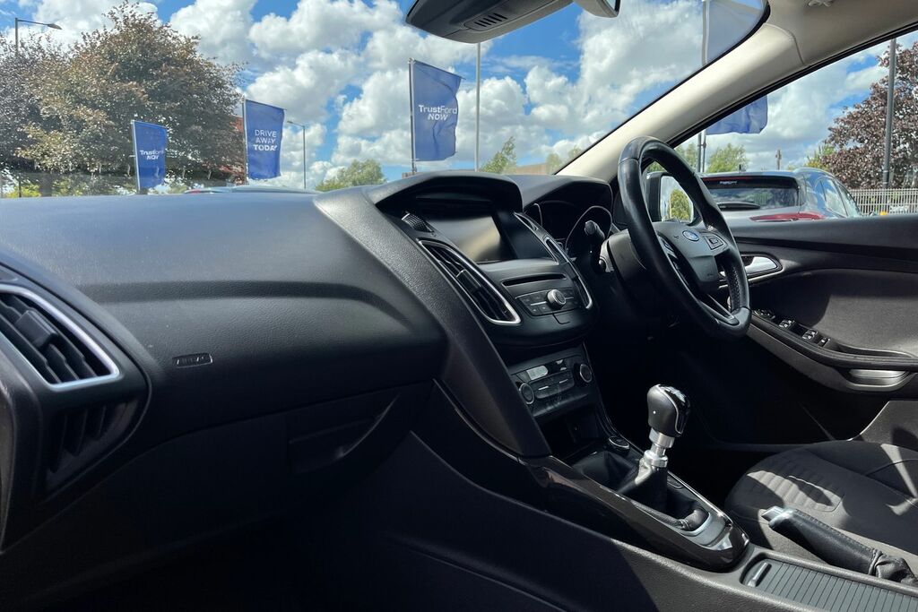 Ford Focus 2.0T Ecoboost St-3 Euro 6 Ss 201666 Orange #18