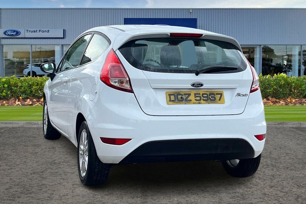 Ford Fiesta Zetec White #2