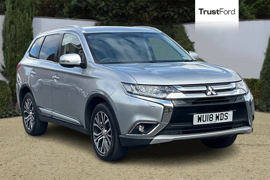 Mitsubishi Outlander 4 Silver