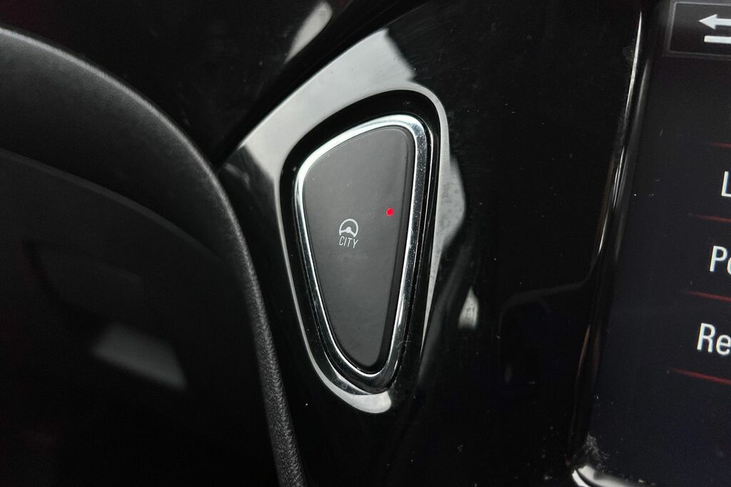 Vauxhall Corsa Vauxhall Corsa 1.4I Ecoflex Energy Hatchback P Black #27