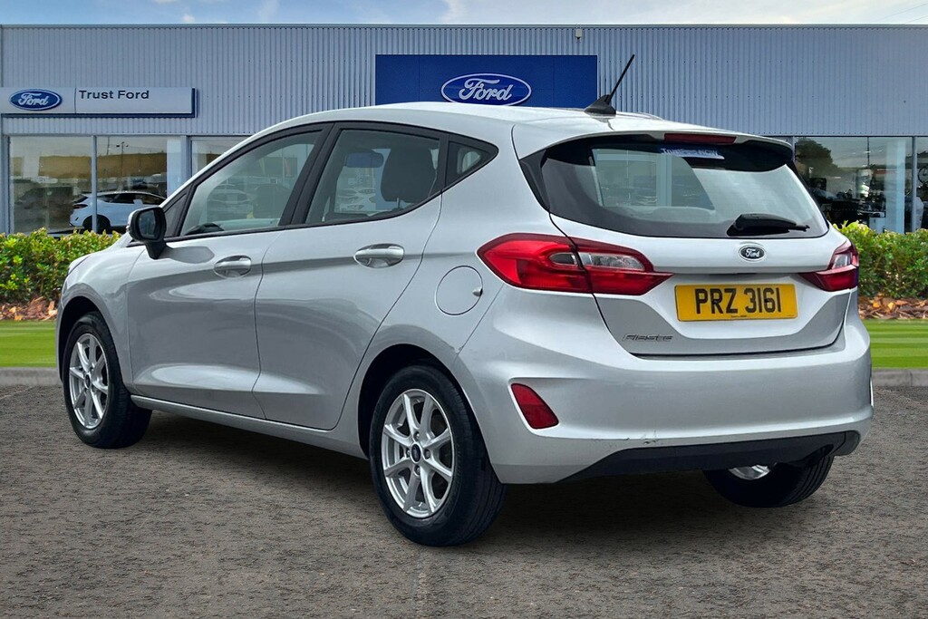 Ford Fiesta Zetec Silver #2