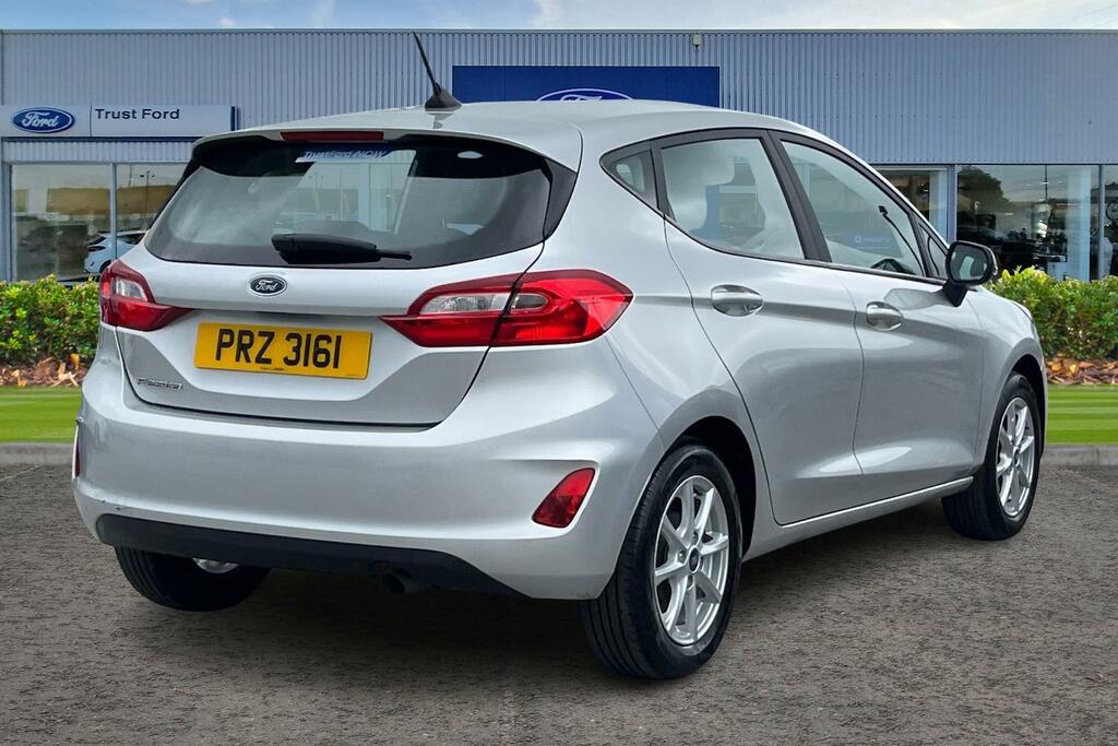 Ford Fiesta Zetec Silver #4