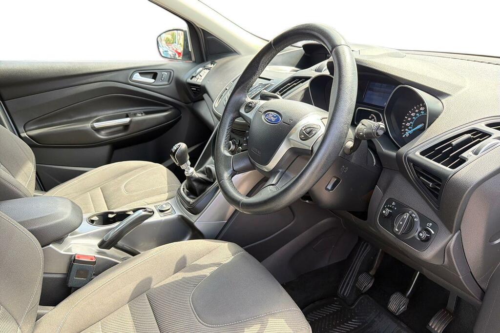 Ford Kuga 1.5 Ecoboost Titanium Sport 2Wd White #9