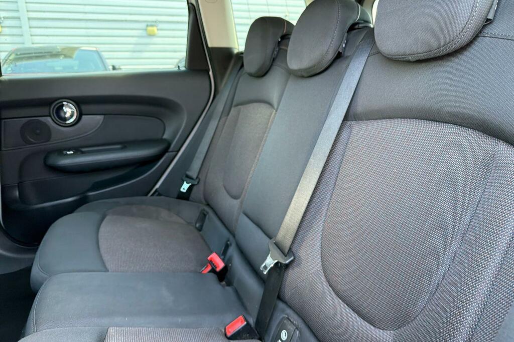 Mini Clubman 1.5 Cooper Exclusive 6Dr Blue #20