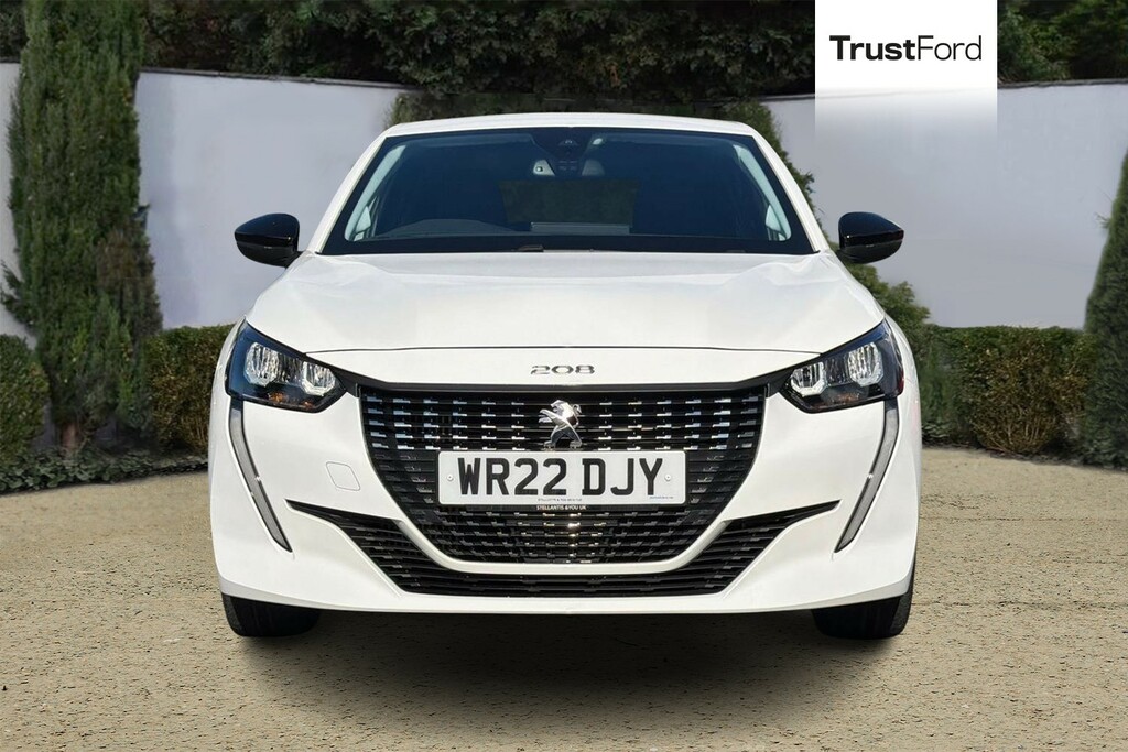Peugeot 208 Allure Premium White #6