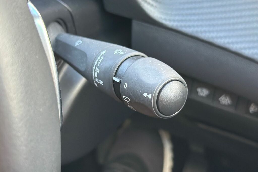 Peugeot 208 1.2 Puretech 100 Gt Grey #15