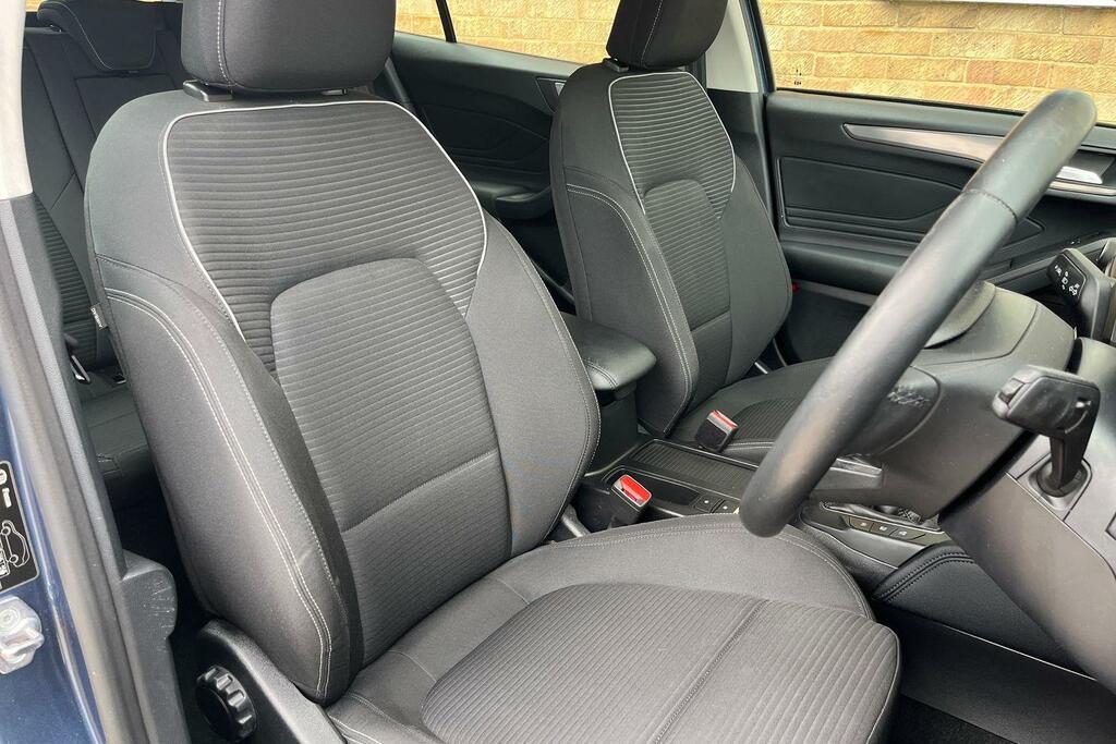 Ford Focus 1.0 Ecoboost Hybrid Mhev 125 Titanium Edition 5 Do  #17