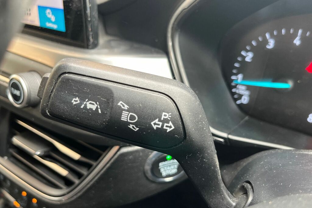 Ford Focus 1.0 Ecoboost Hybrid Mhev 125 Titanium Edition 5 Do  #14