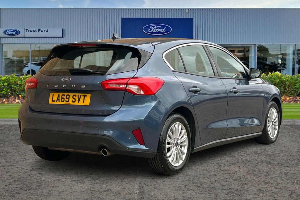 Ford Focus 1.0 Ecoboost Hybrid Mhev 125 Titanium Edition 5 Do  #4