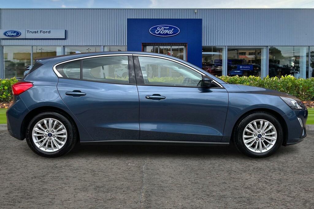 Ford Focus 1.0 Ecoboost Hybrid Mhev 125 Titanium Edition 5 Do  #3