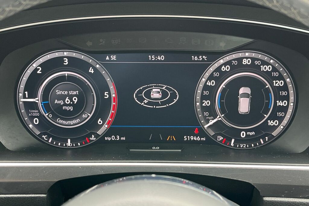 Volkswagen Tiguan 2.0 Tdi 150 Se Grey #13