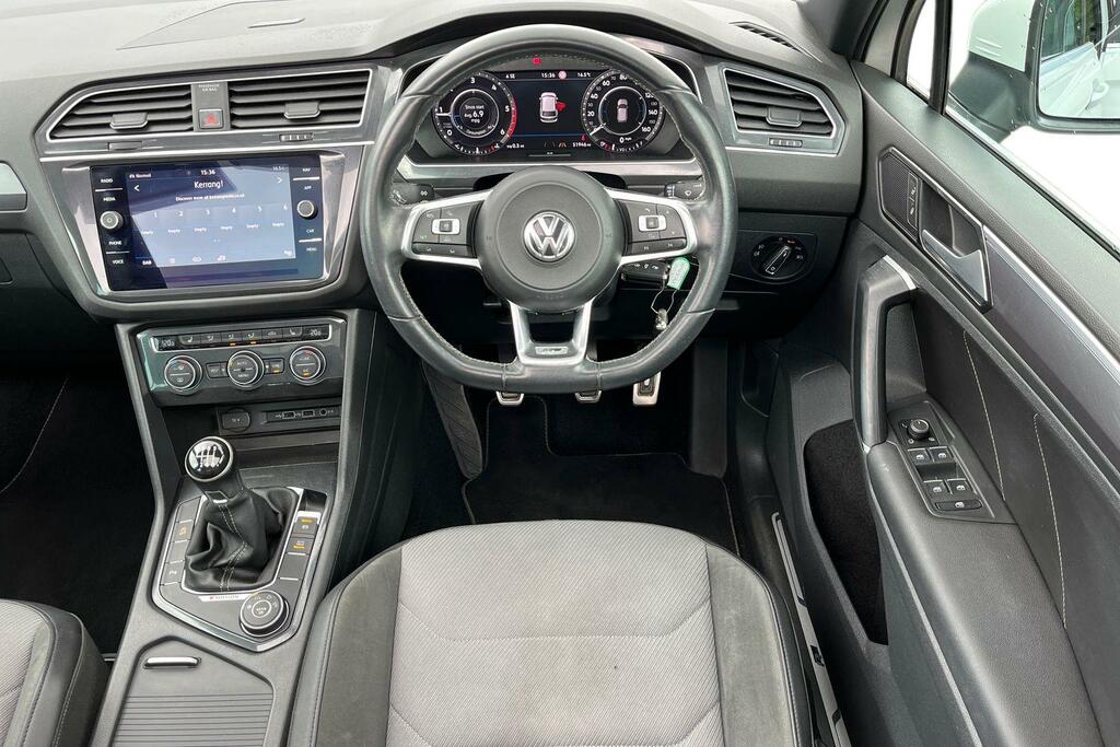 Volkswagen Tiguan 2.0 Tdi 150 Se Grey #11