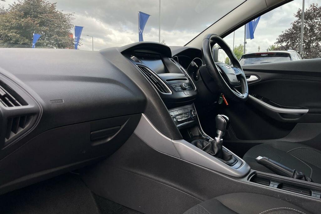 Ford Focus Ford Focus 1.0T Ecoboost Zetec Euro 6 Ss Grey #18