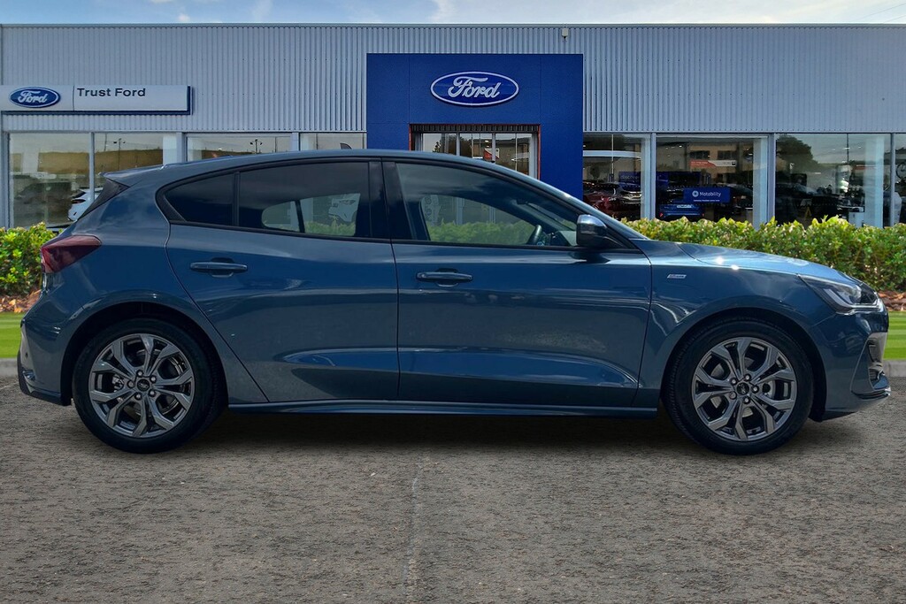 Ford Focus St-line X Edition 1.0L Ecoboost 125Ps Mhev Red #3