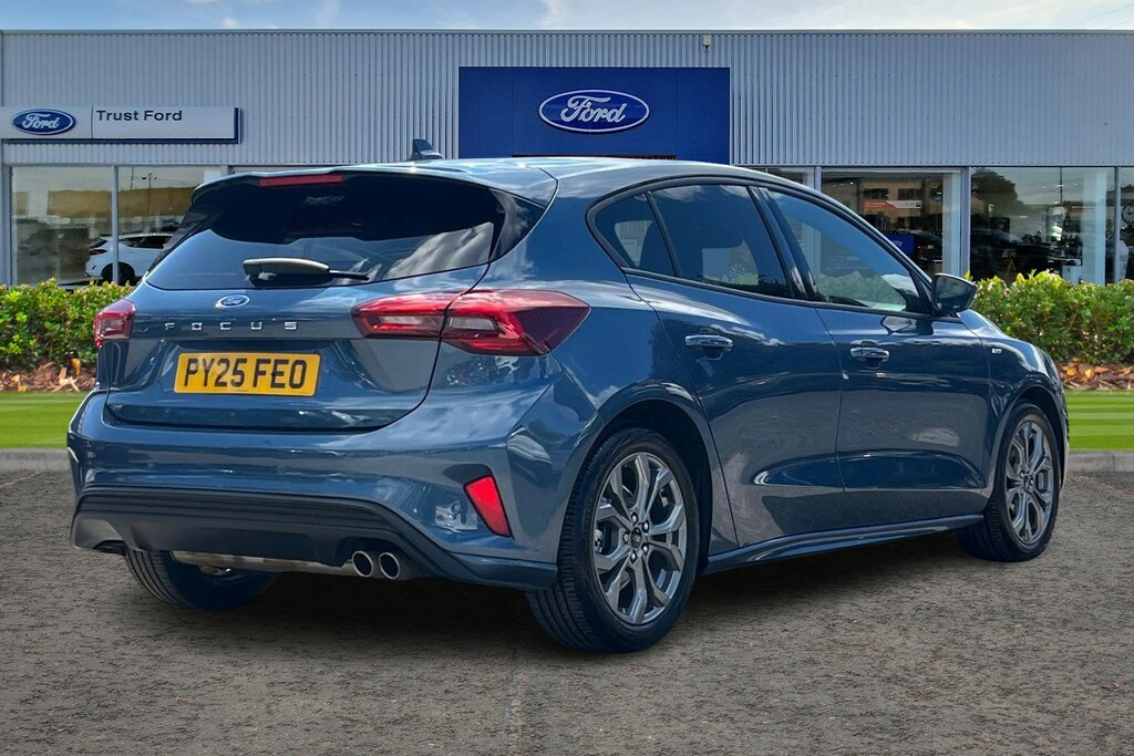 Ford Focus St-line X Edition 1.0L Ecoboost 125Ps Mhev Red #4