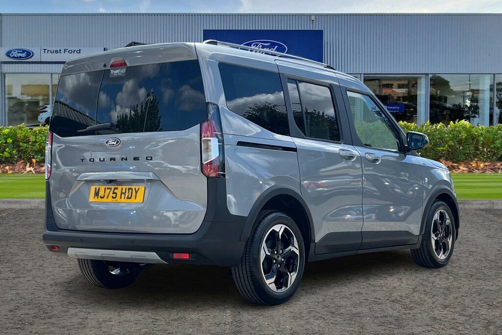 Ford Tourneo Courier Active Silver #4