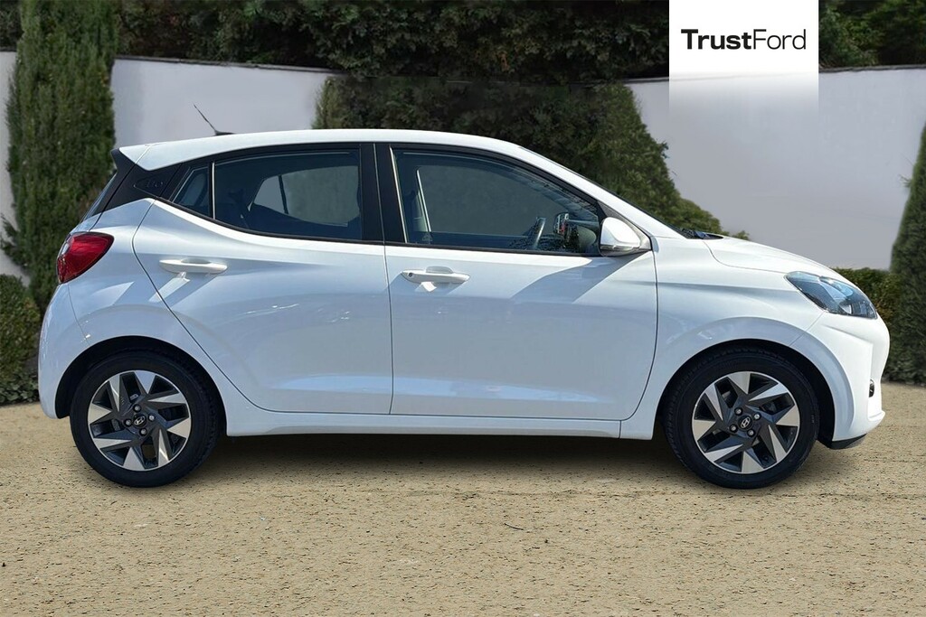 Hyundai I10 Advance White #3