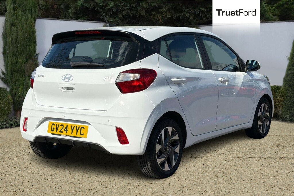 Hyundai I10 Advance White #4
