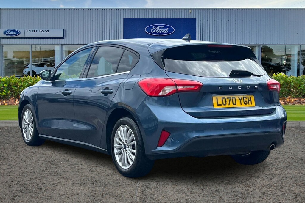 Ford Focus 1.0 Ecoboost Hybrid Mhev 125 St-line X Edition Red #2