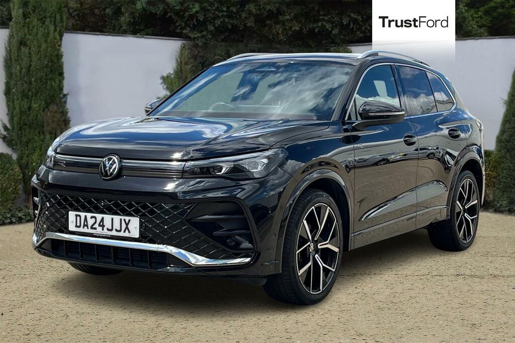 Volkswagen Tiguan 1.5 Etsi Mhev R-line Launch Edition Suv Black #5