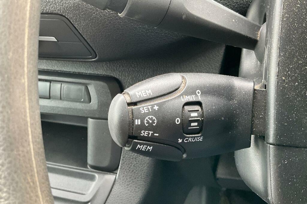 Vauxhall Vivaro 100Kw Ultimate L 50Kwh 2023 Grey #26
