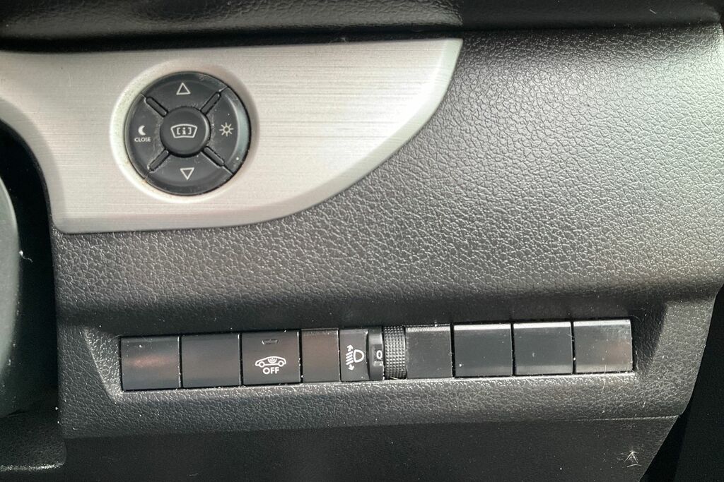Vauxhall Vivaro 1.5 L 1.5 Turbo D 2900 Dynamic L2 H1 Euro 6 Ss White #29