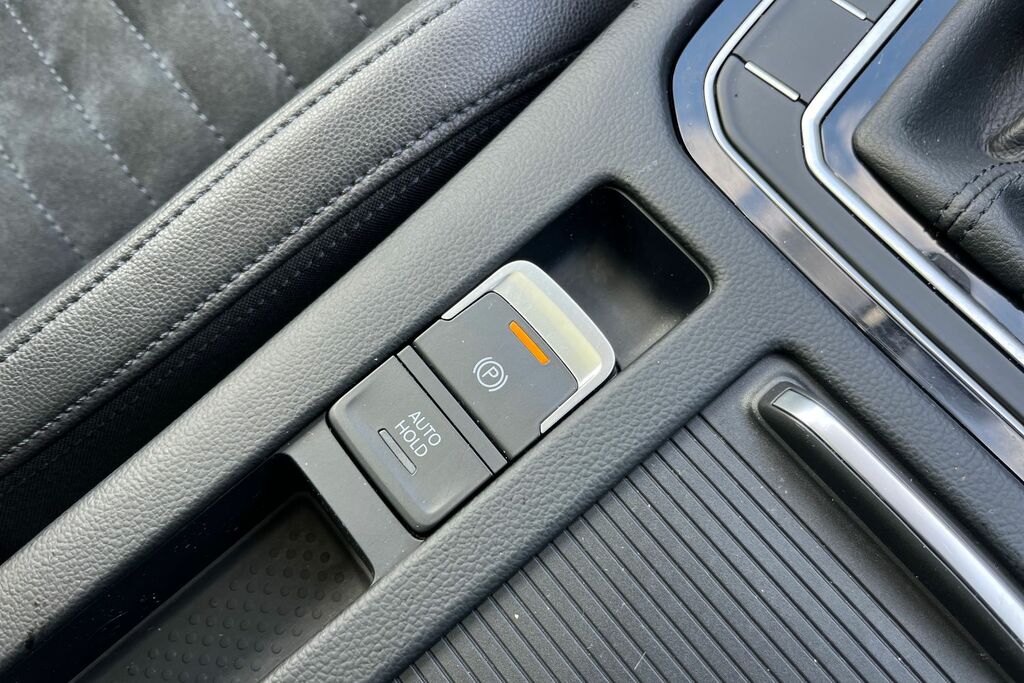 Volkswagen Passat 1.6 Tdi Se Business Silver #34