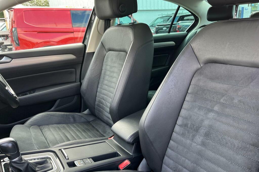 Volkswagen Passat 1.6 Tdi Se Business Silver #19