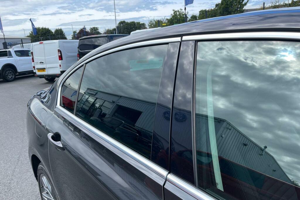 Volkswagen Passat 1.6 Tdi Se Business Silver #22