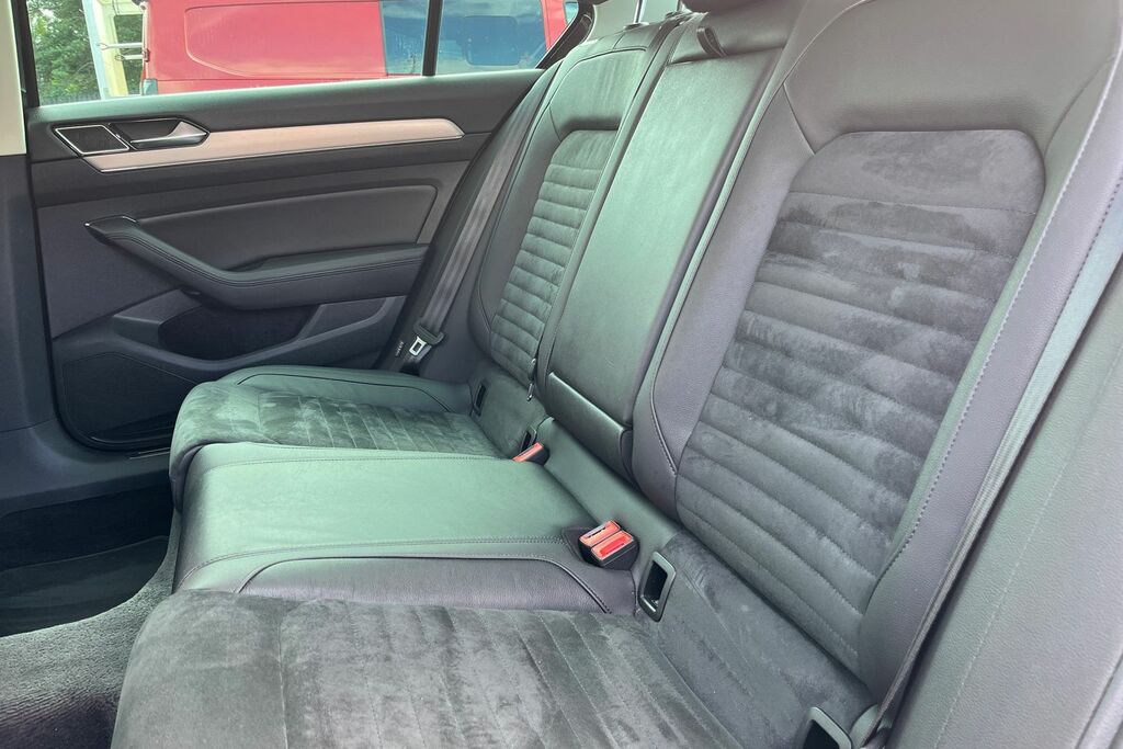 Volkswagen Passat 1.6 Tdi Se Business Silver #20