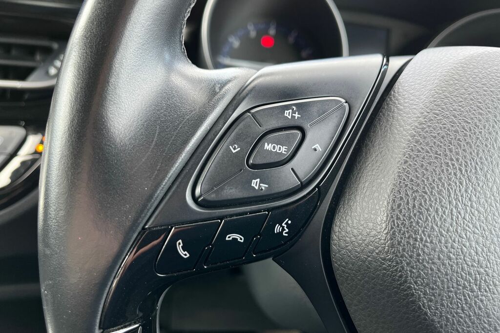 Toyota C-Hr 1.8 Hybrid Dynamic Cvt #32