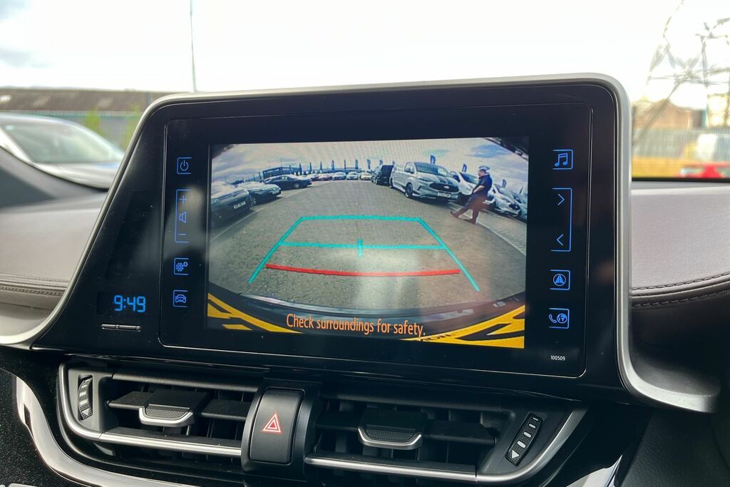 Toyota C-Hr 1.8 Hybrid Dynamic Cvt #23