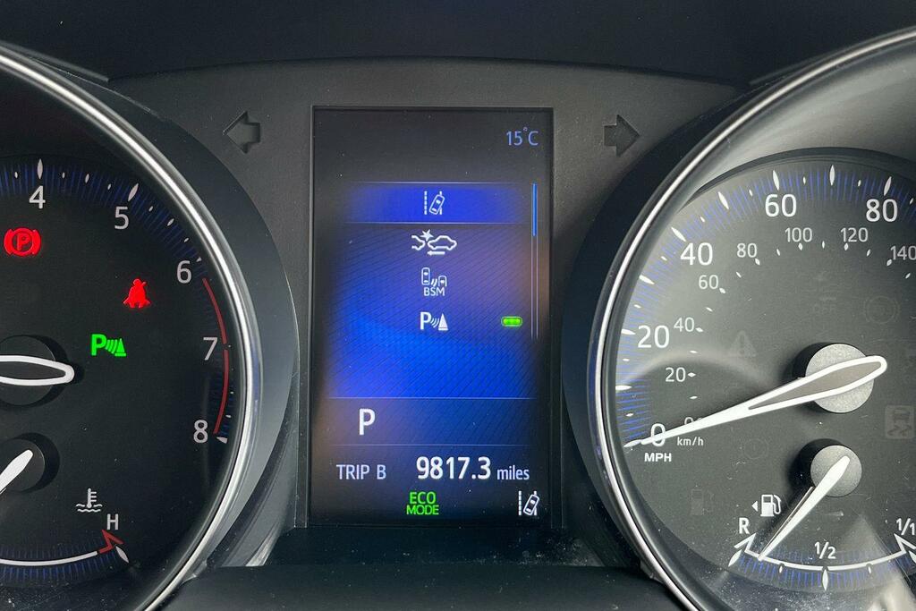 Toyota C-Hr 1.8 Hybrid Dynamic Cvt #24