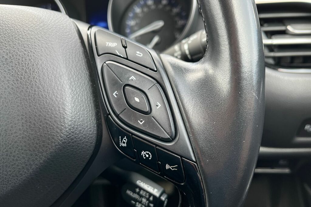 Toyota C-Hr 1.8 Hybrid Dynamic Cvt #33