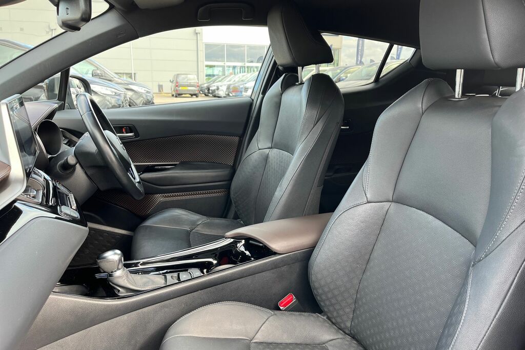 Toyota C-Hr 1.8 Hybrid Dynamic Cvt #19