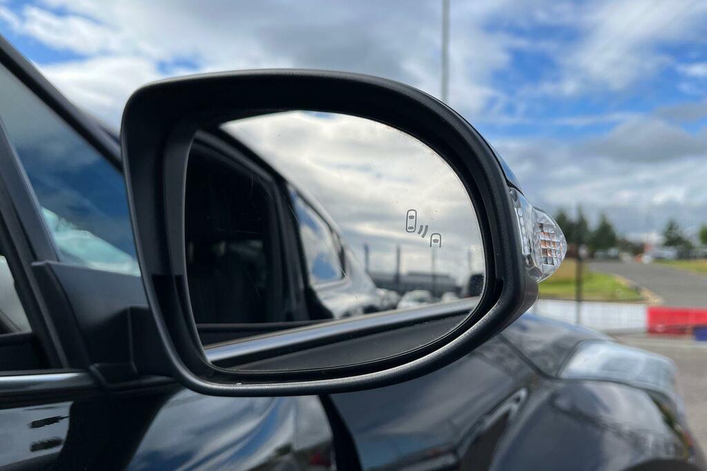 Toyota C-Hr 1.8 Hybrid Dynamic Cvt #38