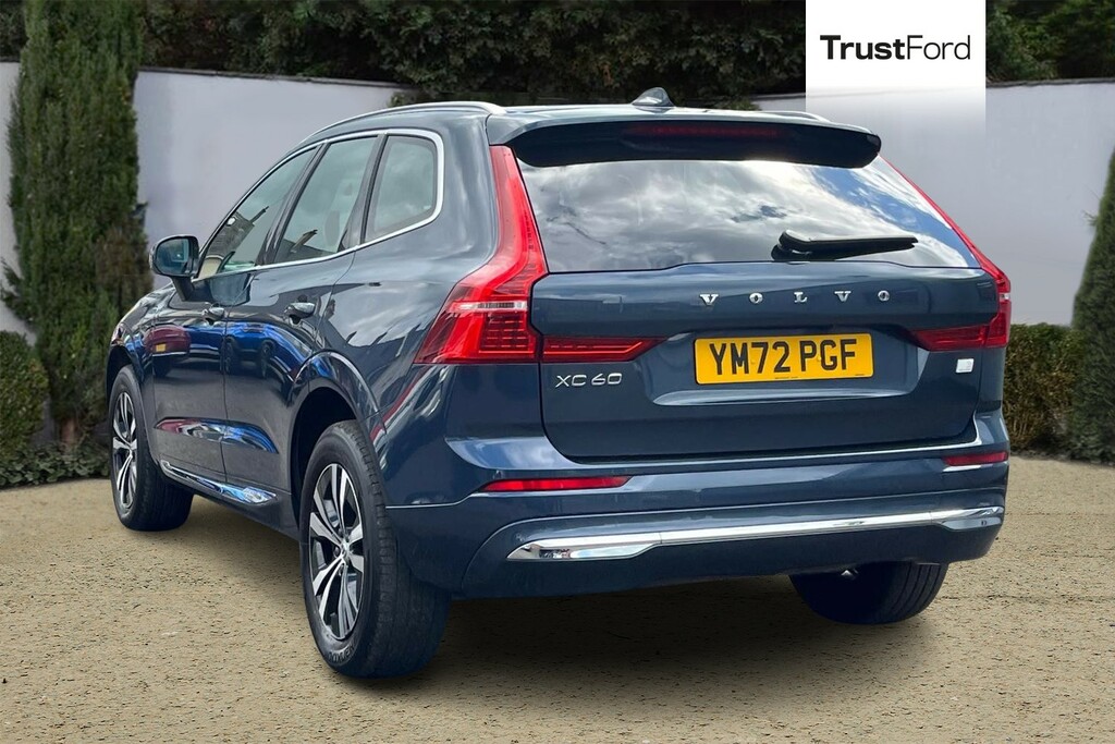 Volvo XC60 2.0 B4d Plus Dark Awd Geartronic Estate Grey #2