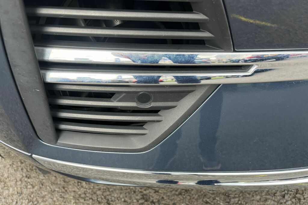 Volvo XC60 2.0 B4d Plus Dark Awd Geartronic Estate Grey #40